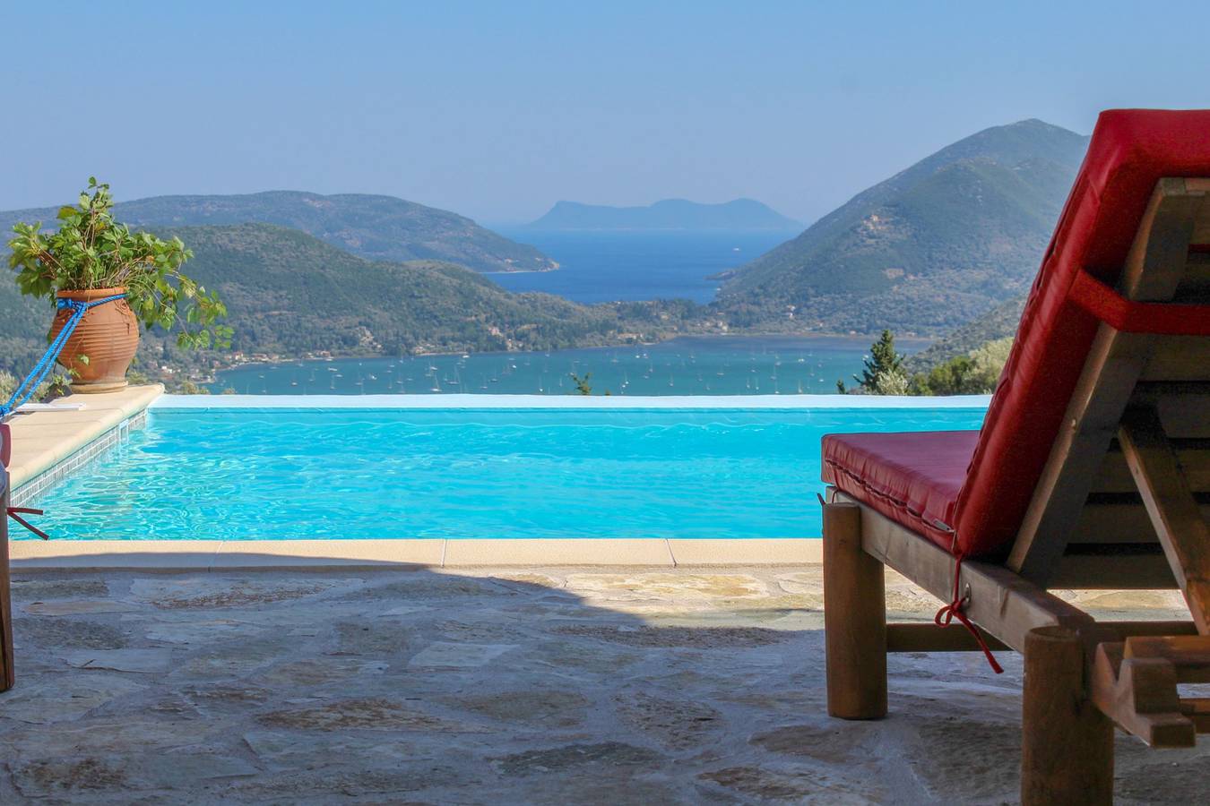 Διαμερίσματα Διακοπών για 10 Άτομα σε Ράχη, Ελλάδα