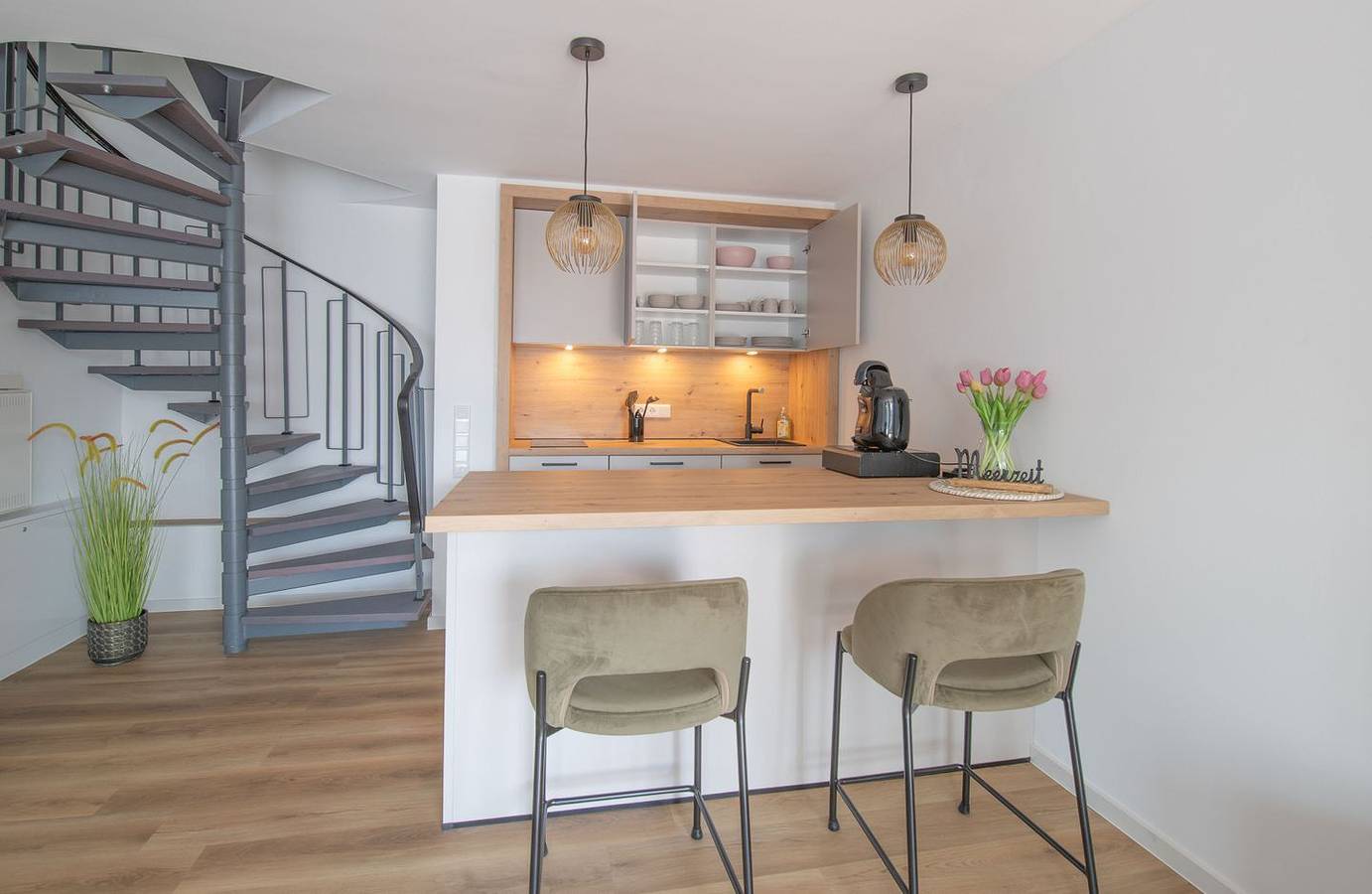 Ganze Wohnung, Moderne Ferienwohnung mit erfrischendem Wind vom Deich in Carolinensiel-Harlesiel, Wittmund