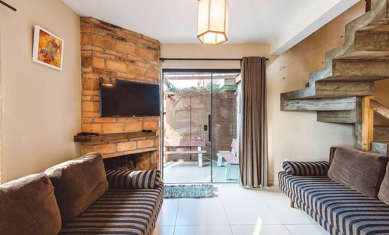 Estudio para 10 personas, con balcón y jardín - 1