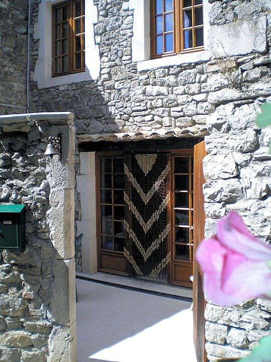 Gîte pour 5 personnes, avec terrasse, animaux acceptés à Gras - 2