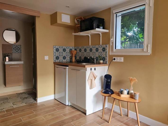 Gîte pour 2 personnes, avec terrasse à Bron - 3