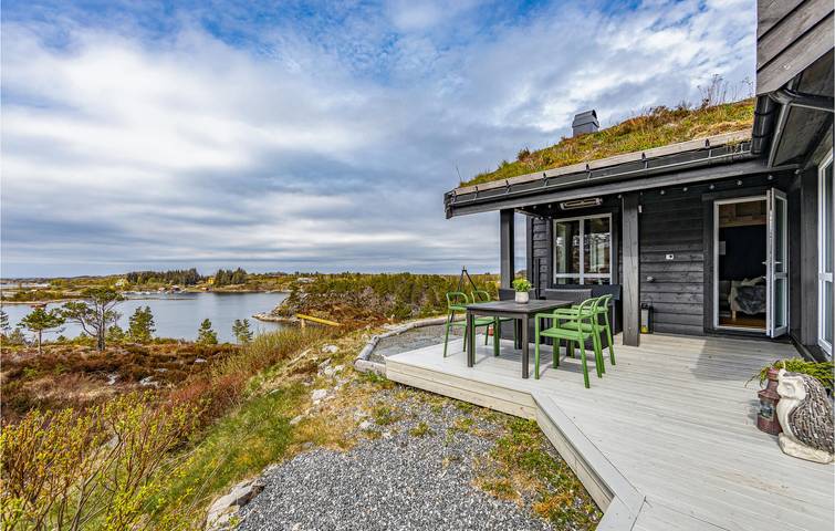Ferienhaus für 6 Personen mit Terrasse in Tustna, Aure