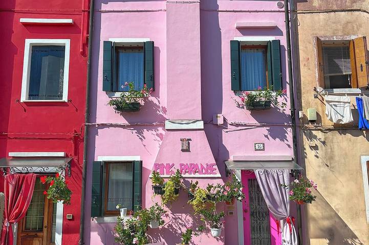 Gîte pour 4 personnes, avec jardin dans Burano