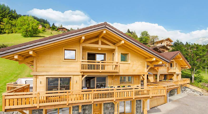 Maison de vacances pour 14 personnes, avec Balcon et Jacuzzi ainsi que Terrasse et Sauna à Manigod