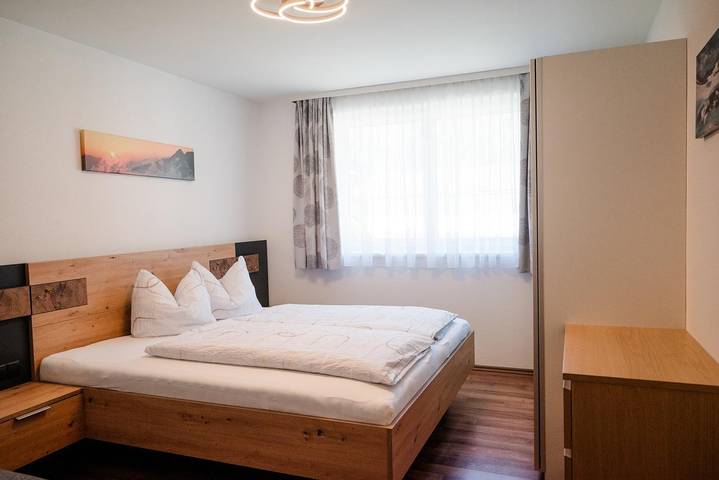 Ferienwohnung für 5 Personen, mit Balkon und Terrasse sowie Garten und Pool in Neustift im Stubaital - 4