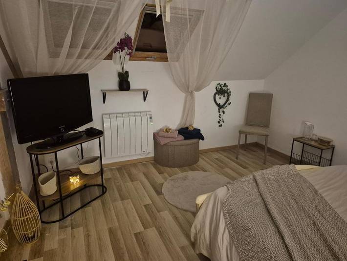 Gîte pour 2 personnes, avec jardin, animaux acceptés dans Maxent