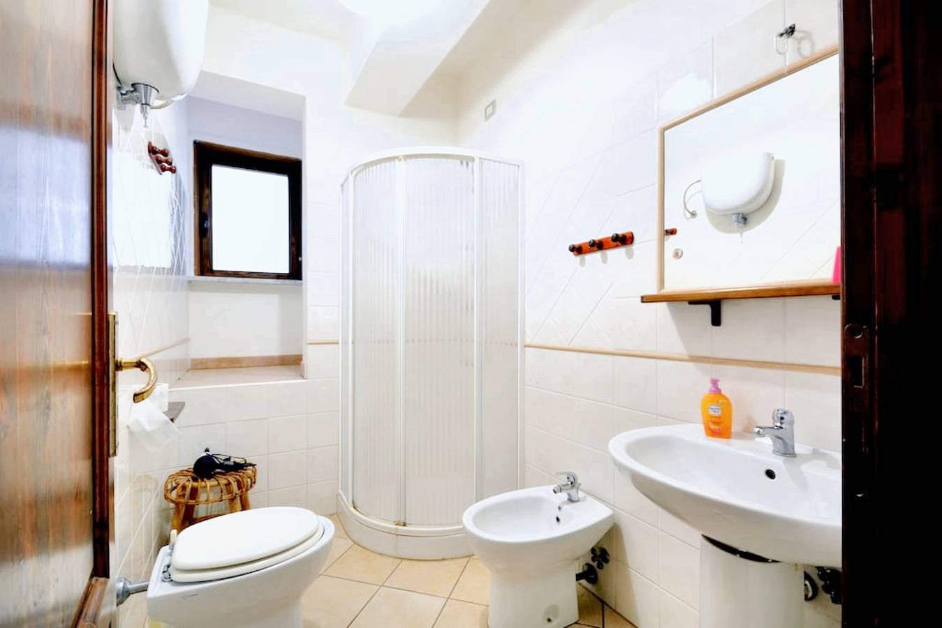 Geheel appartement, Charmant huis met zwembad in Parghelia, Provincie Vibo Valentia