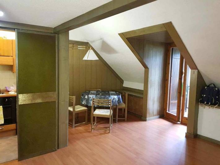 Location de vacances pour 6 personnes, avec vue ainsi que jardin et piscine, animaux acceptés à Pescasseroli - 2