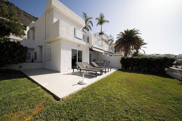 Ferienwohnung für 4 Personen, mit Pool und Terrasse sowie Garten - 1
