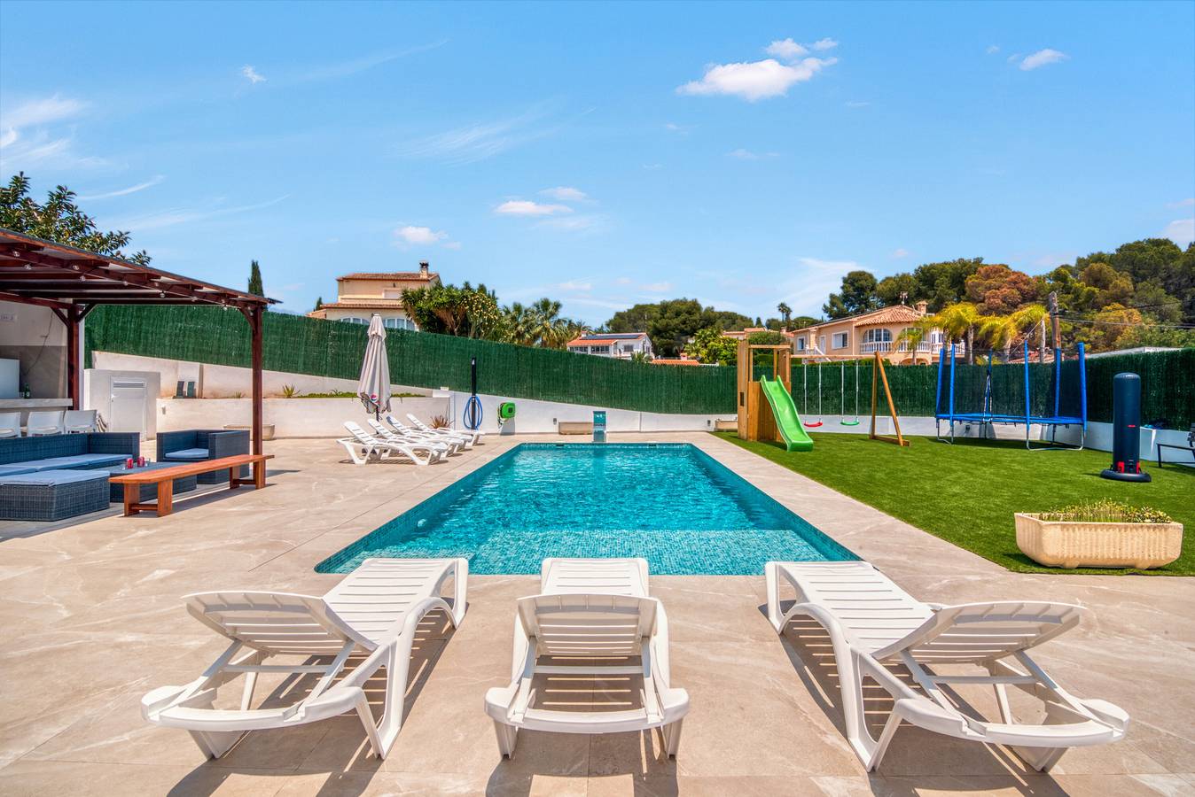 Villa 'Farau' con vista mare, Wi-Fi e aria condizionata in Carrio, Calpe