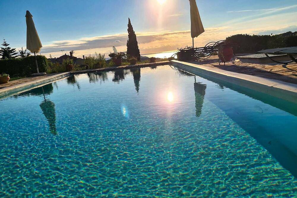 Villa Armonia B by Corfu Stay Solutions, Villa in Agios Georgios, Korfu