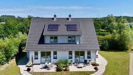 Ferienhaus für 4 Personen, mit Garten und Sauna in Sellin