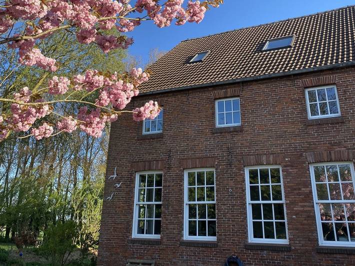 Bauernhof für 3 Personen, mit Seeblick und Garten, kinderfreundlich in Wittmund - 2