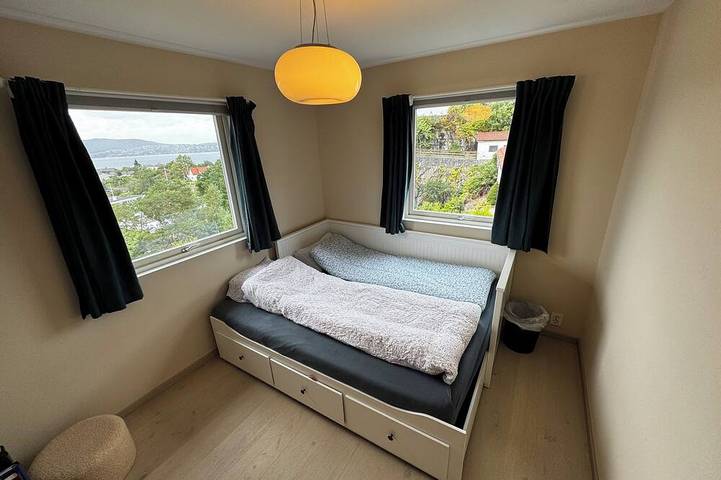 Ferienhaus für 6 Personen, mit Whirlpool und Pool in Bergen - 2