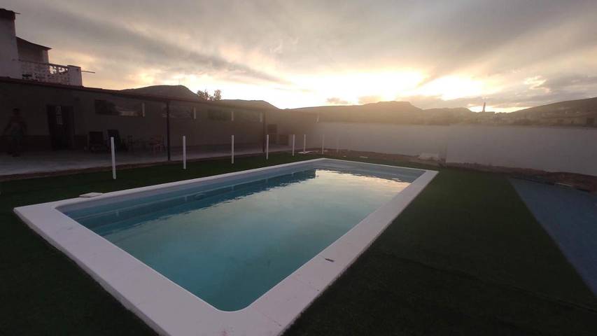 Casa de vacaciones para 8 personas, con Balcón y Terraza además de Jardín y Piscina en Andorra-Sierra de Arcos - 3