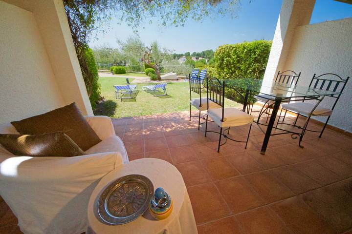 Location de vacances pour 6 personnes, avec jardin ainsi que terrasse et bassin pour enfant à El Perelló - 4