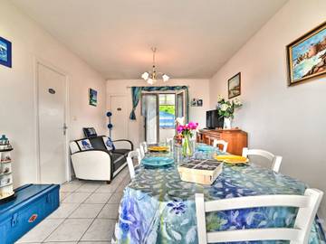 Maison De Vacances pour 4 Personnes dans Saint-Pierre-d'Oléron, Île d'Oléron, Photo 1