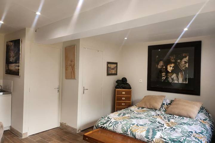 Location de vacances pour 10 personnes, avec terrasse ainsi que jardin et jacuzzi, animaux acceptés à Pennedepie - 3