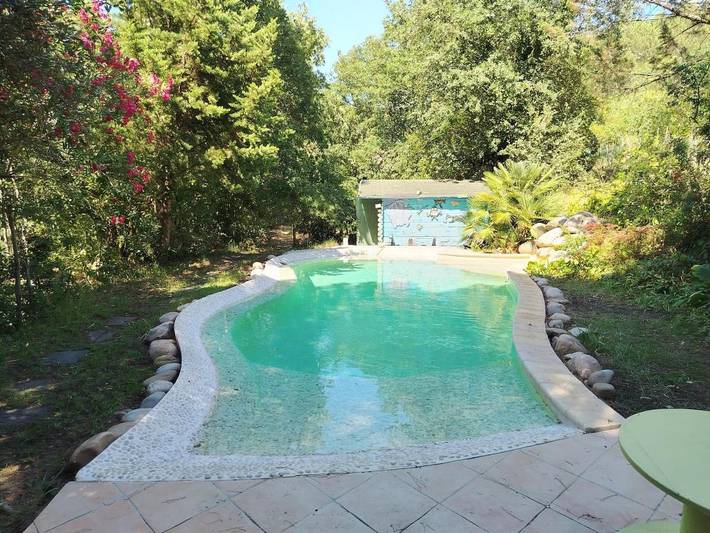 Tente pour 2 personnes, avec vue ainsi que jardin et piscine, animaux acceptés dans le Var - 2