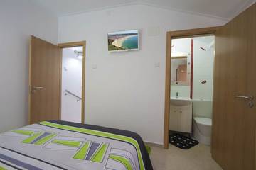 Maison De Vacances pour 2 Personnes dans Praia da Nazaré, Nazaré, Photo 1