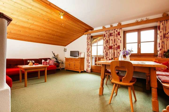 Pension für 6 Personen, mit Balkon und Terrasse sowie Garten und Ausblick im Stubaital - 4