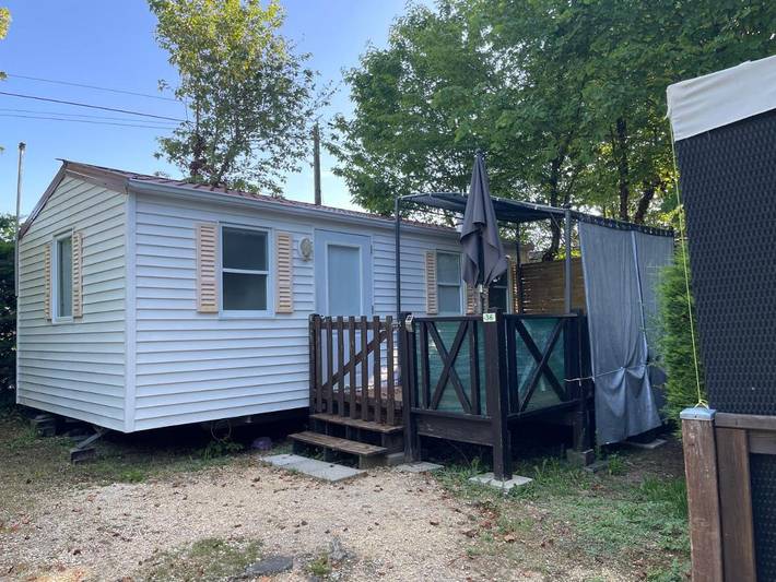 Camping pour 5 personnes, avec piscine ainsi que bassin pour enfant et jardin à Sarlat-la-Canéda - 3