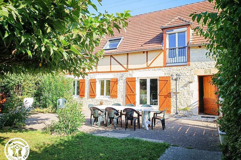 Gîtes de France® - Le Colombier Ensoleillé in Puybrun, Lot