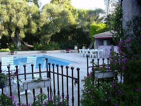 Chambre d’hôte pour 2 personnes, avec piscine et jardin à Antibes - 2