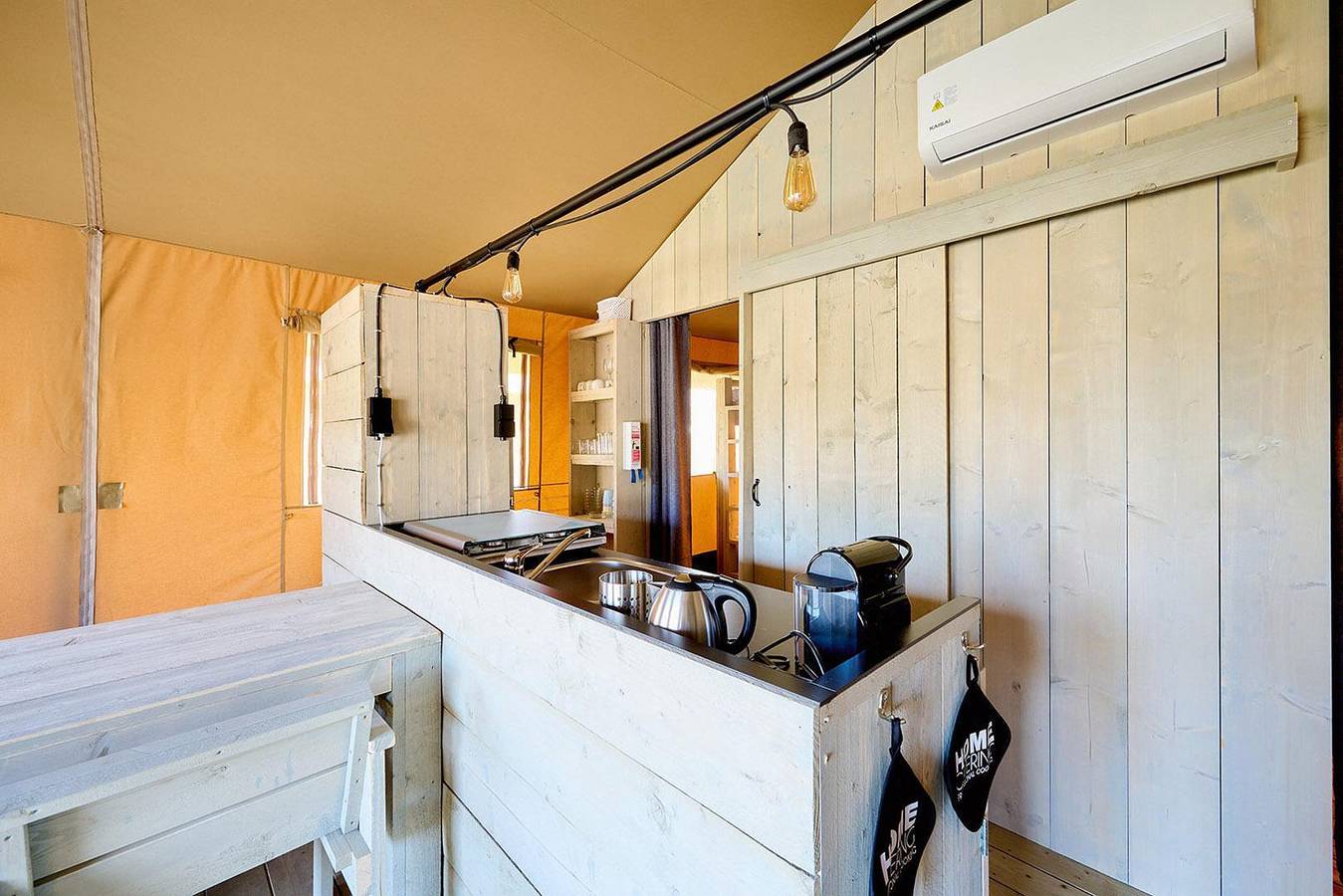 Camping Borken am See — Camping Borken am See | Villatent Cottage | 6 Pers.  in Borken, Nordrhein-Westfalen