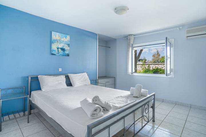 Vacation rental for 4 people, with Yard in Lefkada