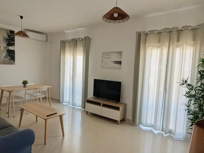 Apartamento de vacaciones para 5 personas, con vistas y balcón - 1