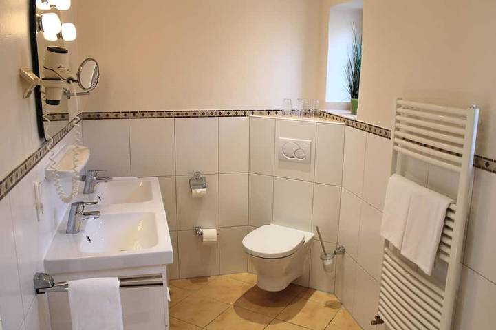 Ferienwohnung für 4 Personen, mit Garten und Terrasse sowie Sauna, mit Haustier - 1