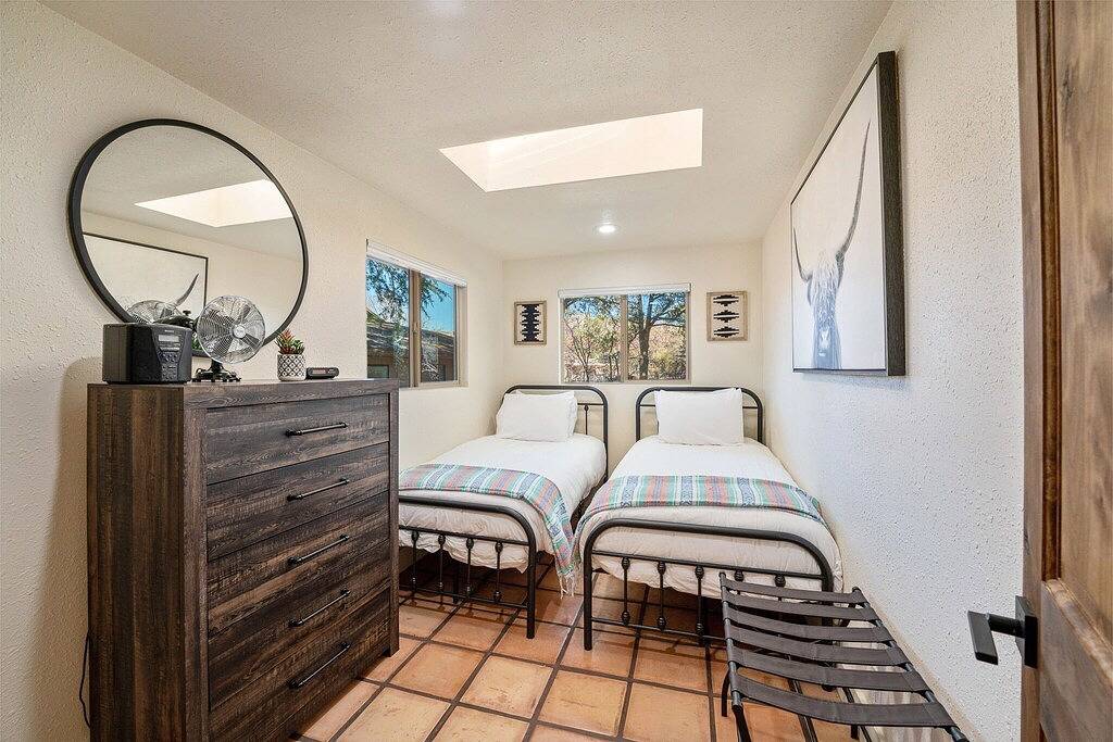 Remodeled, Centrally Located in Sedona 2 Bed / 2 Bath Home in Sedona, Oak Creek Canyon