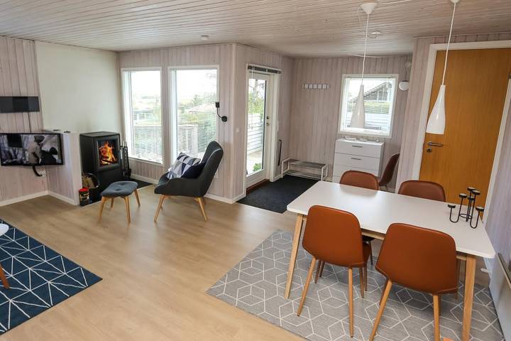 1037 in Humlum, Struer