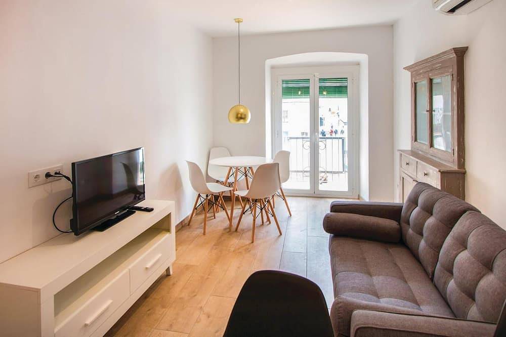 Entire apartment, Lovely apartment in Blanes with Wifi in Blanes, Costa Brava