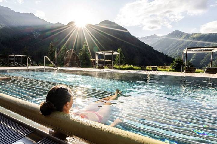 Ferienhaus für 6 Personen, mit Pool und Garten