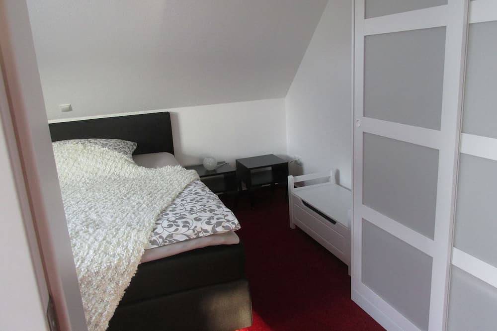 Ganze Wohnung, Ferienwohnung zum Wohlfühlen in Hude (Oldenburg), Naturpark Wildeshauser Geest