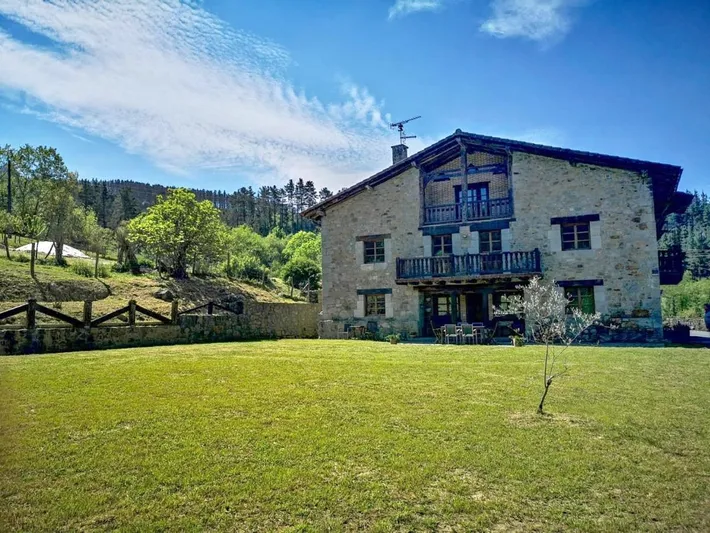 Casa rural para 8 personas, con vistas y jardín - 1