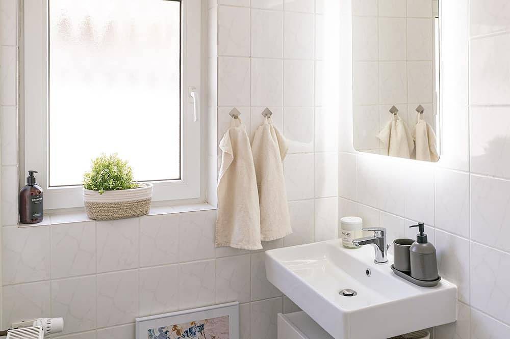 Ganze Wohnung, Deluxe Koblenz Flat | Parken | Netflix | Ruhig in Bendorf, Osteifel