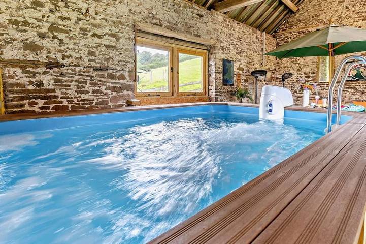Cottage for 2 people, with Garden and Pool in Brecon Beacons