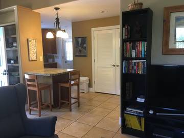 Cabin for 3 Guests in Three Rivers, Sequoia National Park, Picture 4