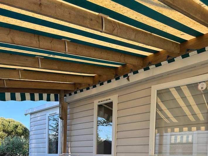 Camping Le Petit Bois - Mobilheim 8 personen - Mobilheim Confort 30 m² - 3 Zimmer 6/8 Pers. in Saint-Jean-de-Monts, Vendée