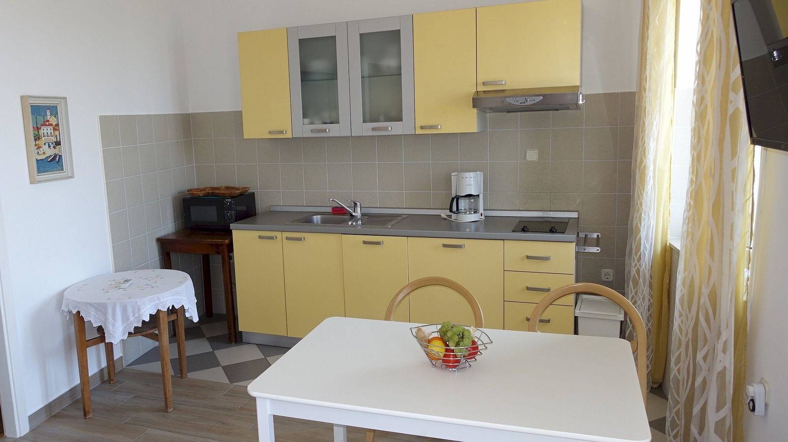 Geheel vakantieappartement, Villa Lena in Podgora, Makarska Riviera
