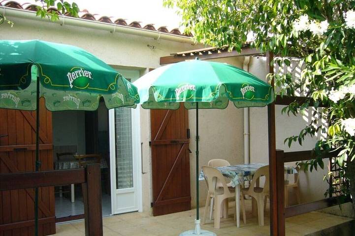 Ferienhaus für 4 Personen, mit Terrasse und Garten in Calvi