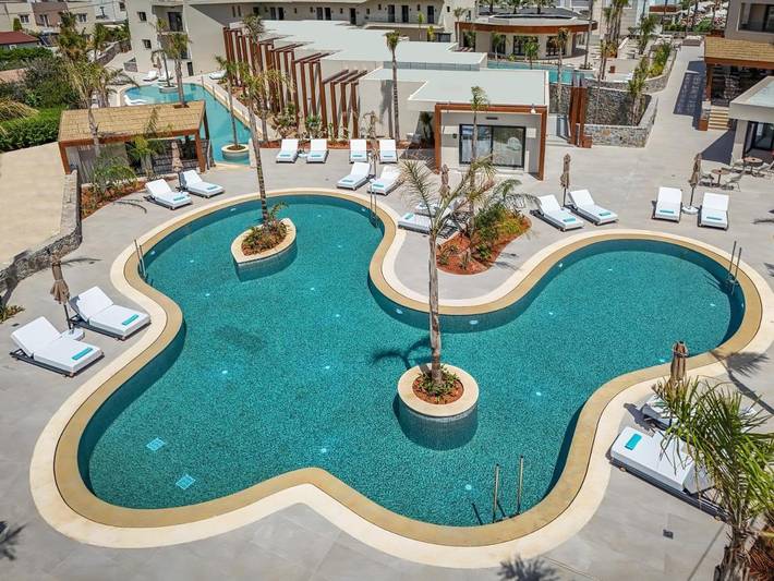 Hôtel pour 2 personnes, avec sauna et piscine ainsi que terrasse et jacuzzi