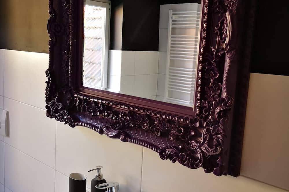 Ganze Wohnung, Ferienwohnung/App. für 2 Gäste mit 45m² in Bad Salzungen (145706) in Bad Salzungen, Werratal