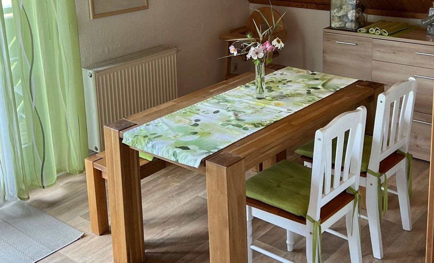 Ganze Wohnung, Ferienwohnung Stockrose - ganz nah am Nationalpark Jasmund in Hagen Auf Rügen, Lohme