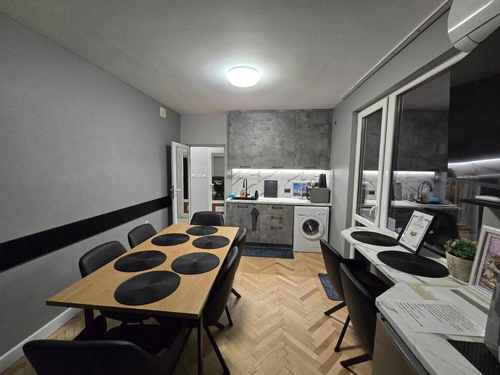 Gîte pour 8 personnes, avec balcon et vue dans Veliko Tarnovo