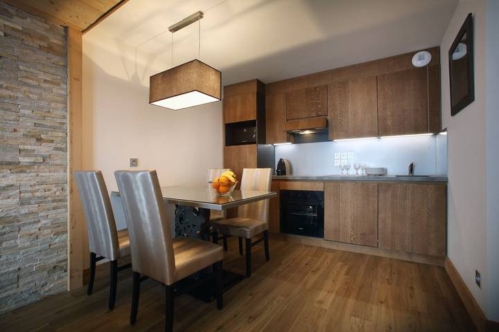 Apartment for 6 people, with sauna and pool as well as balcony in Les Arcs