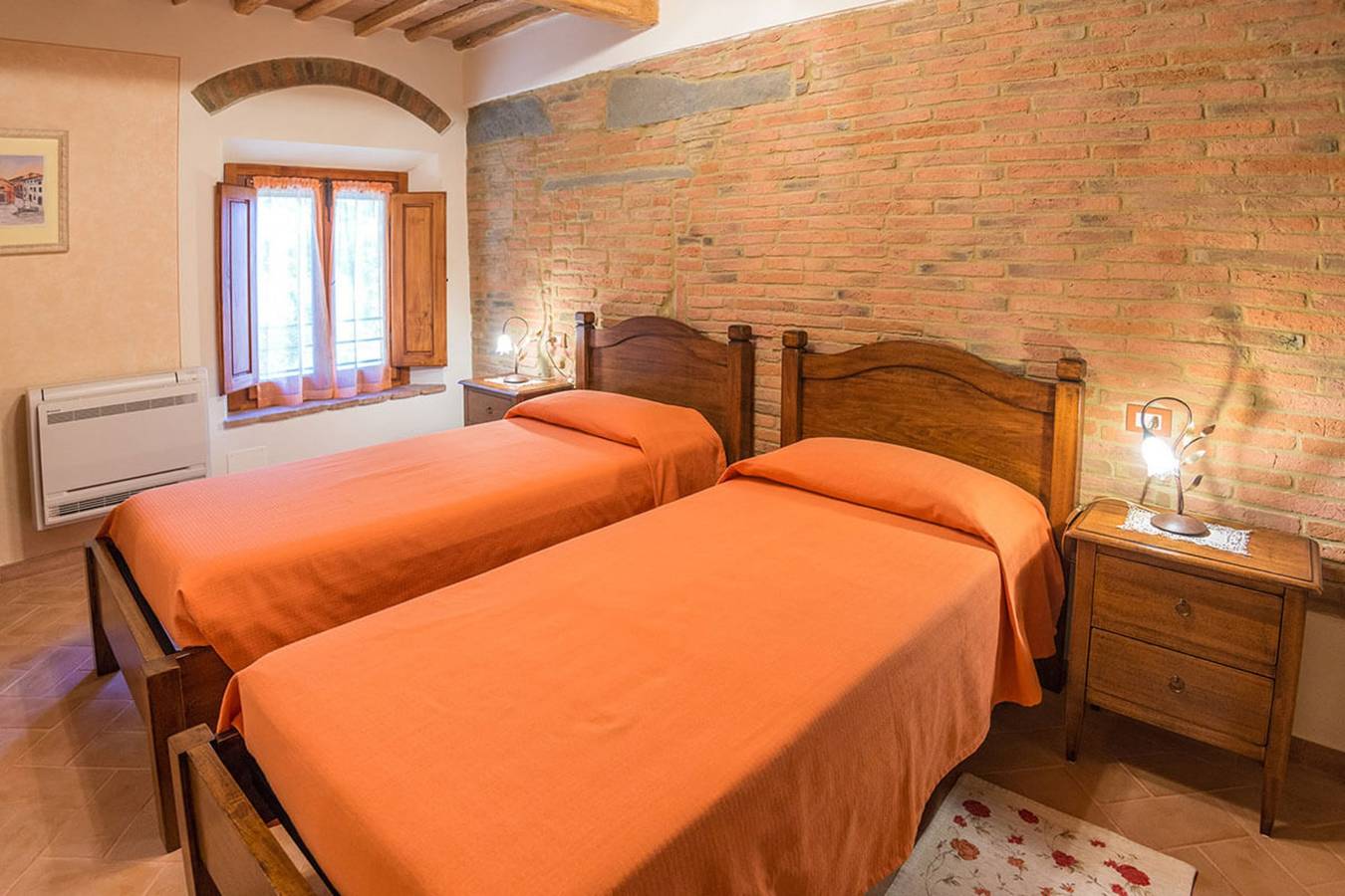 Appartement entier, Appartement 'Ambra' avec piscine partagée, Wi-Fi et climatisation in San Miniato, Province de Pise